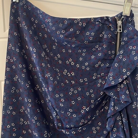 Veronica Beard Zipper Skirt in Navy Print - Picture 3 of 5